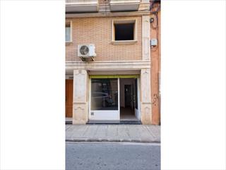 Local commercial à Centre. La inmobiliaria garrigues exclusivas le ofrece este local comerc