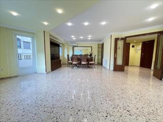Appartement à Albuixarres. Gran oportunidad!!piso totalmente reformado chaflán, completamen