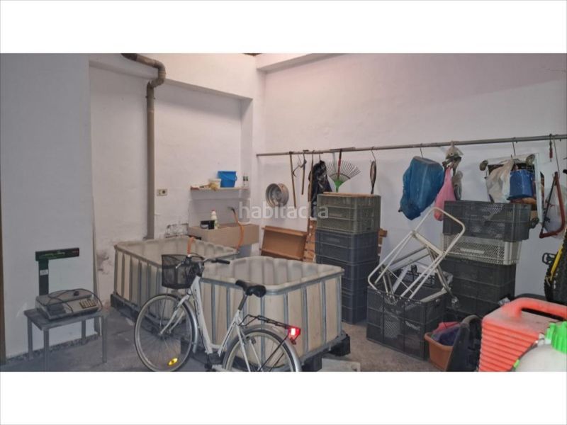 Foto c17586ef-bbb1-4c91-93ca-4d9de02df524. Edifici a Alberic