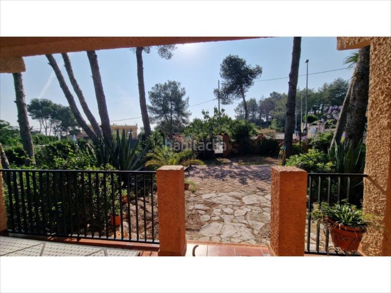 Foto 105e63cf-aa13-4aa4-9f4b-e66e68389e28. Casa amb piscina a Alberic