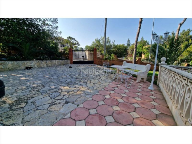 Foto 151d57e4-f78f-48cf-926b-4bdafb650fdd. Casa amb piscina a Alberic