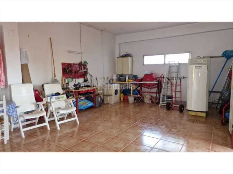 Foto 1b1c74d3-f917-4d02-acf1-f87362923cf4. Casa amb piscina a Alberic
