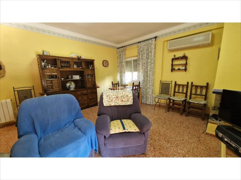 Foto 20aa997a-a2cb-42ec-aa1e-d974ef19a49a. Casa amb piscina a Alberic