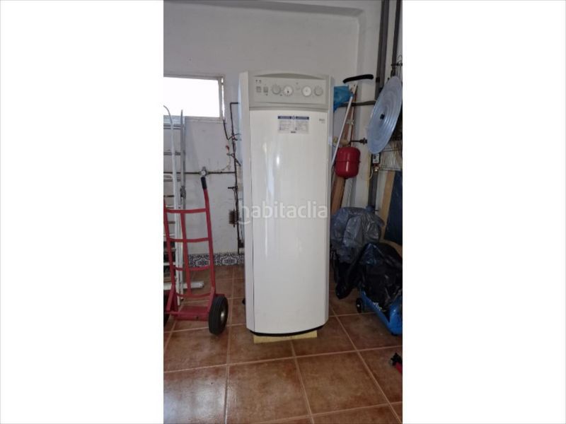 Foto 9472754b-ddb0-4409-9231-67971d36ff1b. Casa amb piscina a Alberic