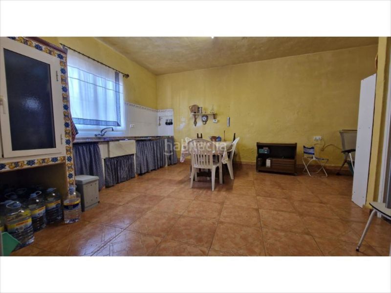 Foto b0b2929e-5ba6-4e95-82bd-fe70f5e85a88. Casa amb piscina a Alberic