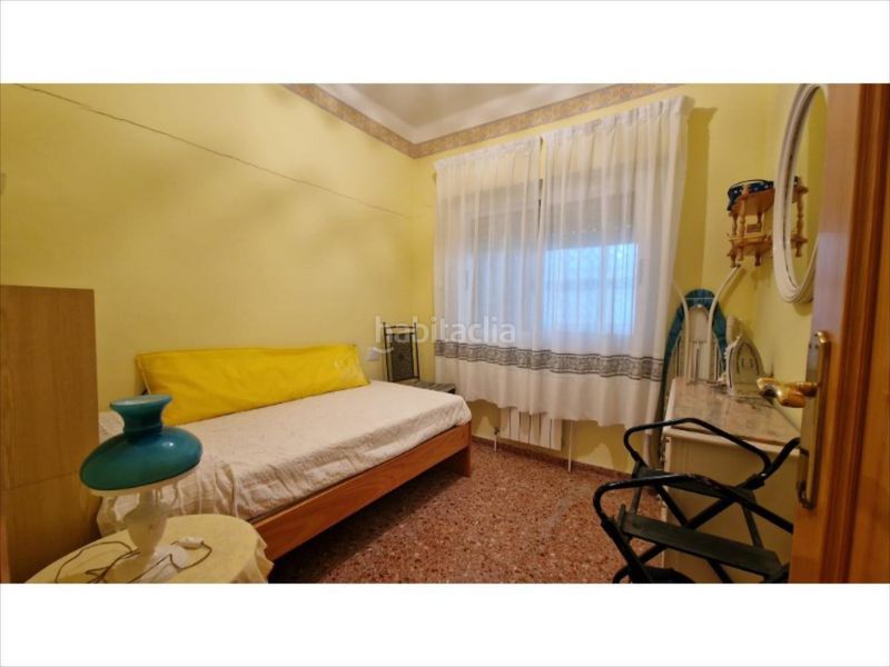 Foto c54665e6-f678-443b-9f0c-1d304b8a780f. Casa amb piscina a Alberic