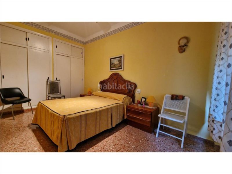 Foto cb10b3a2-50f7-48f1-83f0-5357d5f11df9. Casa amb piscina a Alberic