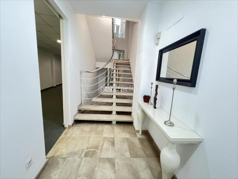 Foto b22d25fa-75c1-46f4-9066-7af76c3a30b4. Casa oportunidad, casa totalmente reformada, muy amplia y con garaje!!!descubre un espacio pensado para disfrutar cada día en familia, en Alzira