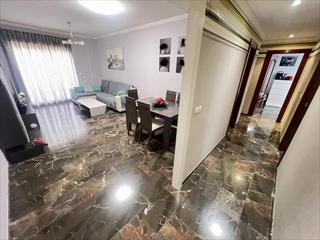 Appartement à Caputxins. Se vende completamente amueblado y con electrodomésticos!!magníf
