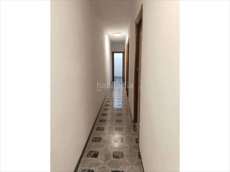 Foto bfc469b5-ae9d-4bae-9b93-54c27ea406a6. Alquiler piso no se admiten mascotas. aquiler mínimo 1 año. contactar por el chat con la descripción del inquilino.si estás interesado ponte en en Alzira