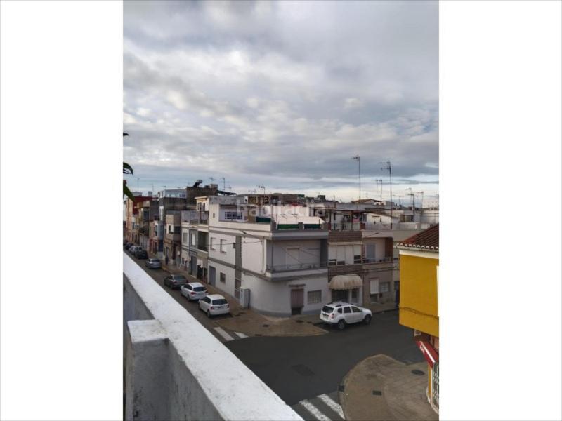 Foto 8a5596c9-fd6c-471f-90fe-0d64e4b7e4db. Casa a Sants Patrons Alzira