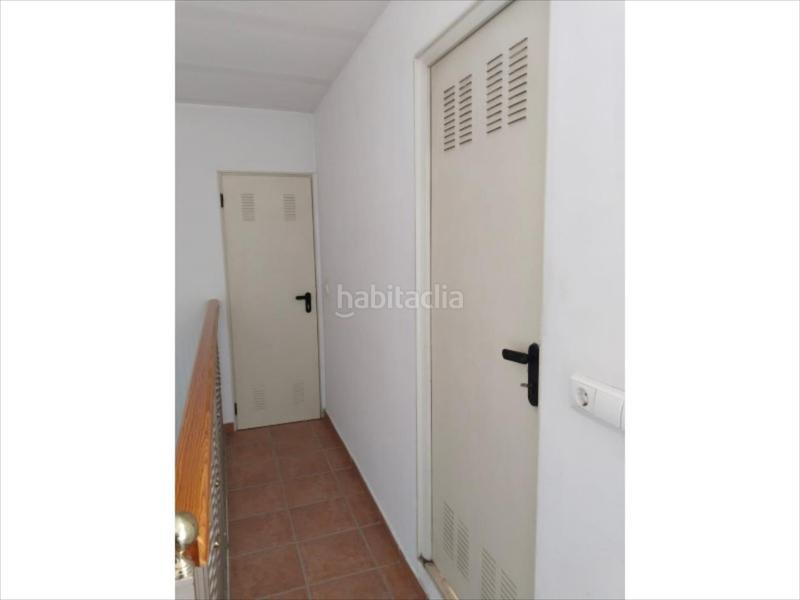 Foto b08cafd7-4fc8-4210-8bff-4f7f8fd8717c. Casa a Sants Patrons Alzira