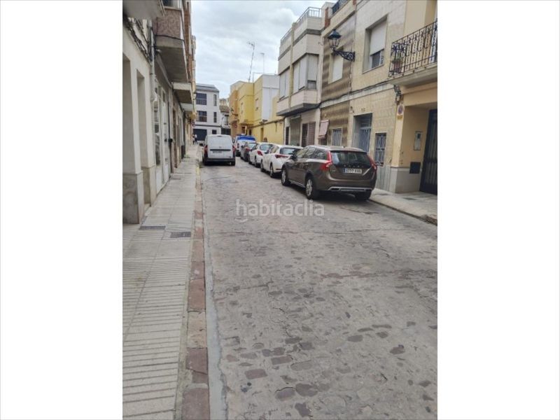 Foto 45e807e7-25d0-4b66-8ffe-11a6f87673ad. Aparcament cotxe a Albuixarres Alzira