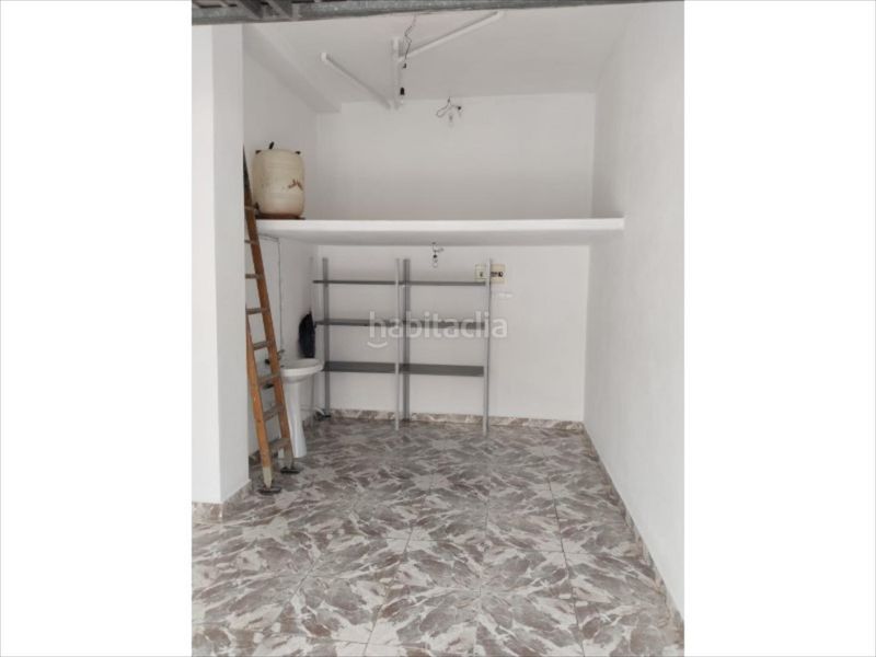 Foto 46bc33ca-980f-461b-87cf-17843419655d. Aparcament cotxe a Albuixarres Alzira