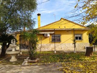 House in Rafelguaraf. El inmueble se encuentra en el pla de dalt de rafelguaraf.la viv
