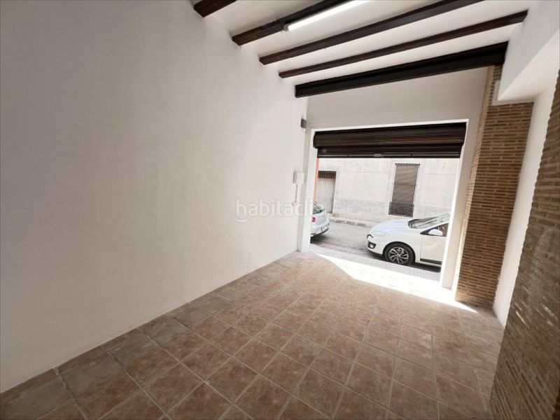 Foto 9b0c5923-3e96-4dd8-a761-cec95897a452. Aparcament cotxe a Sants Patrons Alzira