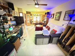 Maison à Guadassuar. Oportunidad!! casa amplia con gran garaje con excelente ubicació