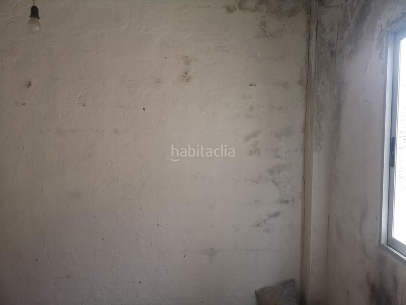 Foto 541a2390-5611-40d2-9443-40f5734cf865. Casa adossada a Centre Alzira