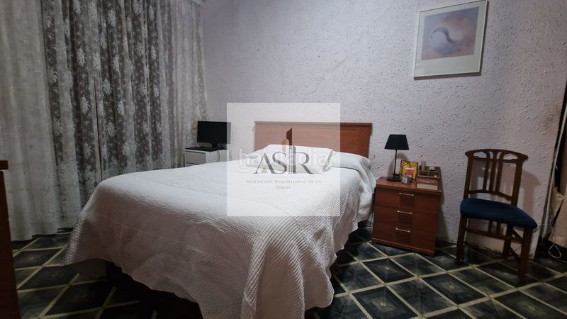 Foto a8c07918-0b21-4b81-b30a-7788e43d7163. Pis a Carcaixent