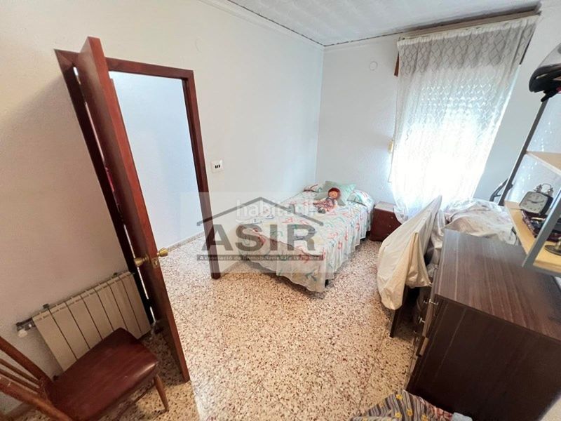 Foto b286c35a-30d8-49c6-9a74-ae5bcaa5ff41. Pis a Benicull De Xúquer