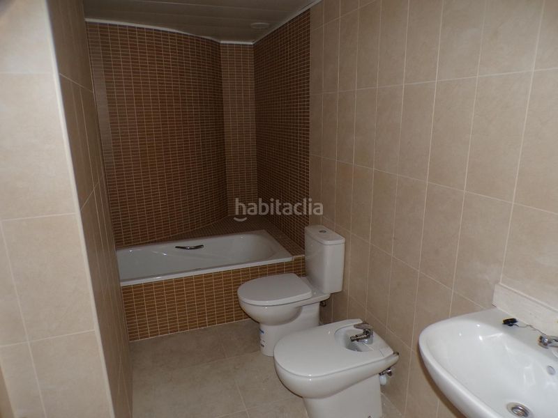 Foto b3e5ffd6-646d-48f4-9602-ad65468169e1. Pis a Pobla Llarga (la)