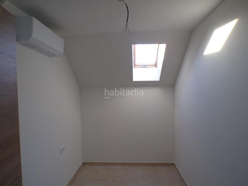 Foto ec971830-ef1c-4511-89a6-376d01d41eb3. Pis a Pobla Llarga (la)