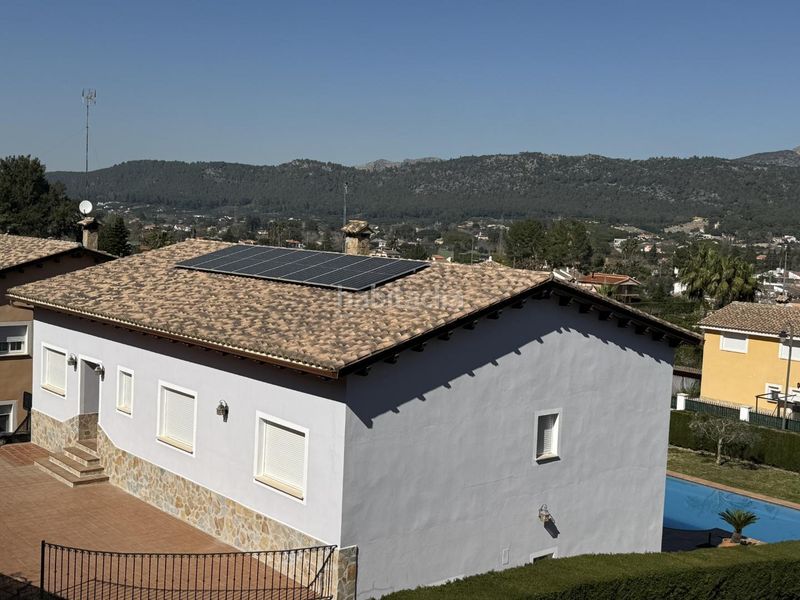 Foto c8db62dd-b36d-4548-96fc-2f6b2f10af75. Casa amb piscina a Urbanitzacions i Pedanies Sud Alzira