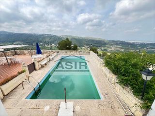 Casa in Urbanitzacions i Pedanies Nord. Chalet 5 habitaciones venta alzira