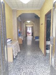 Casa adossada a Alquerieta. Casa en alzira en calle general prim zona alquerieta