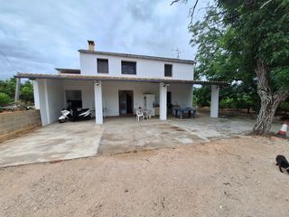 Wohngrundstück in Carcaixent. Finca rústica en venta en carcaixent