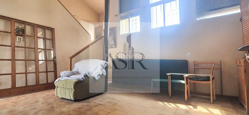 Foto bba9b253-92f1-48f5-86a1-b342af648ae2. Casa amb piscina a Alginet
