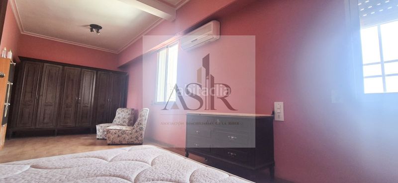 Foto c7adce45-e658-4002-a83a-7629aa193fe6. Casa amb piscina a Alginet