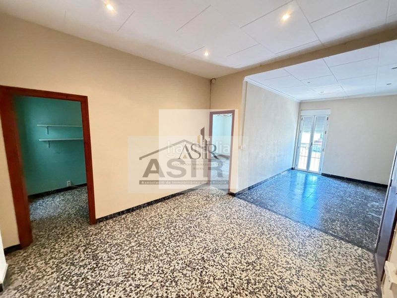 Foto 455f31c3-8952-4e50-b0e0-9fe511534018. Pis a Polinyà de Xúquer