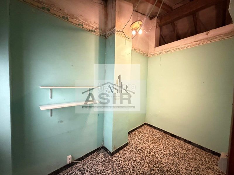 Foto f89eb4b7-cc05-433d-b000-55bdbdb9d52c. Pis a Polinyà de Xúquer