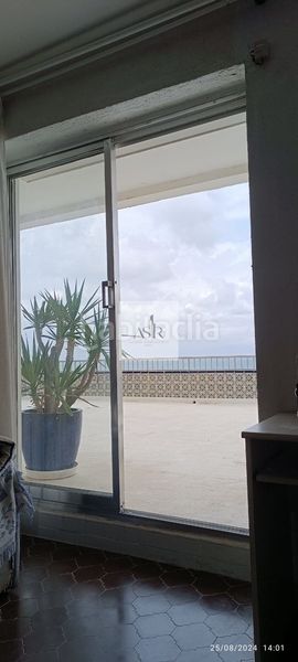 Foto 37b9ff2a-4802-417b-849d-ce7eb929a906. Pis a El Faro Cullera
