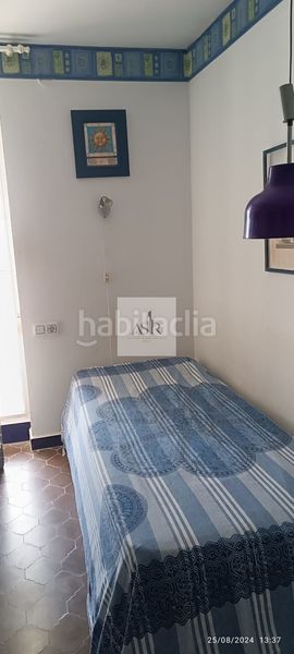 Foto ad2b3d5e-20aa-4aa2-a3ac-22e479b7c269. Pis a El Faro Cullera
