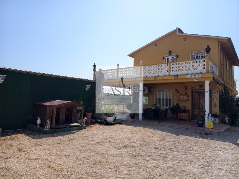 Foto 7b710c2a-369c-4899-a615-245a474bad58. Casa amb piscina a Manuel