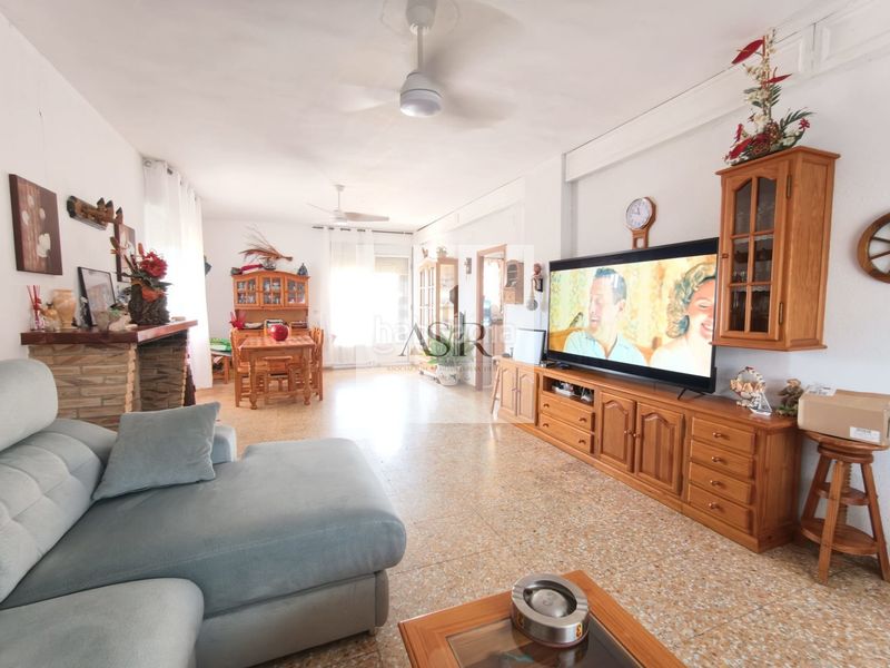 Foto 9a0619f9-eb5d-460f-a7ce-e5647a6d7475. Casa amb piscina a Manuel