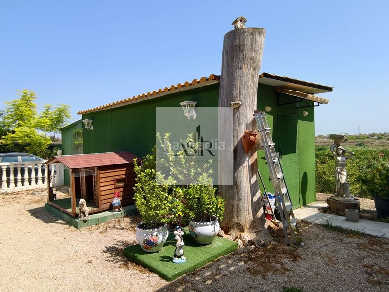 Foto a07f3a00-3e50-44e7-9415-2e337795fec3. Casa amb piscina a Manuel