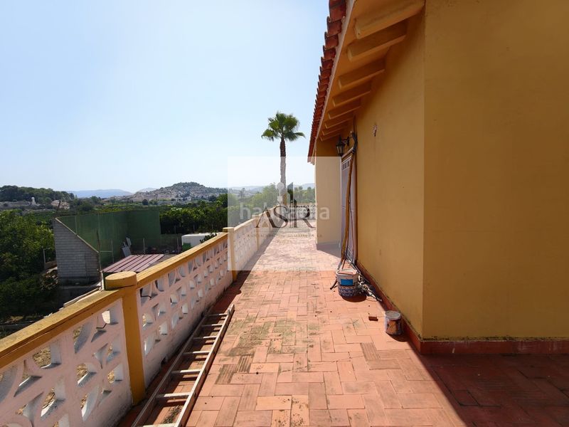 Foto b46676ae-ac58-4a99-a47f-0e41966f6f63. Casa amb piscina a Manuel