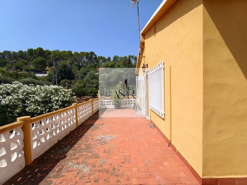 Foto bd11da11-fcbc-4940-b660-3c987d6a67c8. Casa amb piscina a Manuel