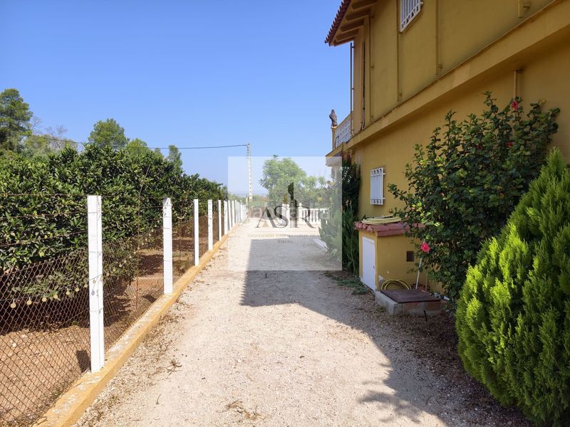 Foto ca90c488-c28b-463c-a3a7-7e7a9ffa4eb9. Casa amb piscina a Manuel