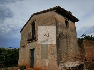 Landgut in Urbanitzacions i Pedanies Nord. Suelo rústico con casita en paraje la murta alzira