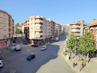 Lloguer Pis a Carrer joan larrea 13. Habitatge de grans dimensions