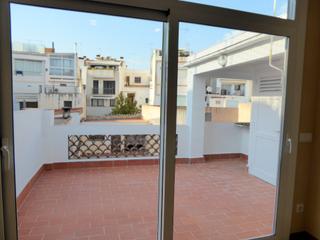 Location Appartement  Carrer de sant josep 62. Pis senyorial per dimensiones i acabats