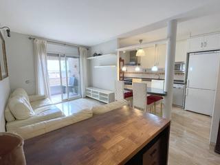 Affitto Appartamento  Carrer alarcón 8. Pis+parking tot equipat moblat