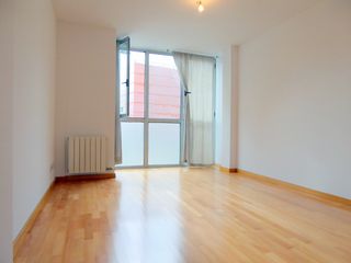 Flat in Eixample. 1er amb pati 40m2