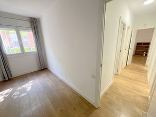 Rent Ground floor in Passatge alfons iv el magnànim 5. Planta baixa carrer peatonal envoltat de zona verda