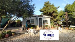 Maison à Orihuela Ciudad. Complejo en venta dos chalets en una misma parcela en orihuela c