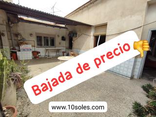 Mas à Benejúzar. Casa con patio de 100m2 en venta benejuzar